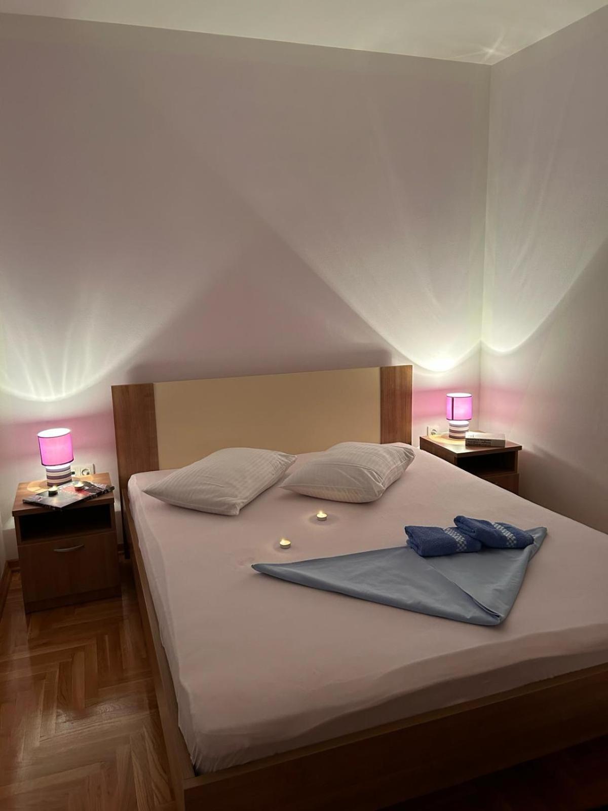 Apartment Agata Трогір Екстер'єр фото