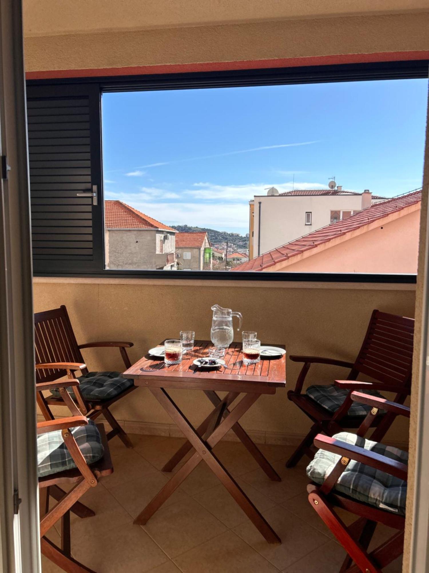 Apartment Agata Трогір Екстер'єр фото